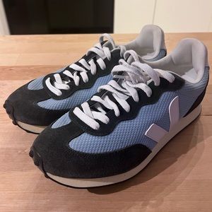 VEJA Rio Branco Sneakers Sky/Charcoal Women size 9